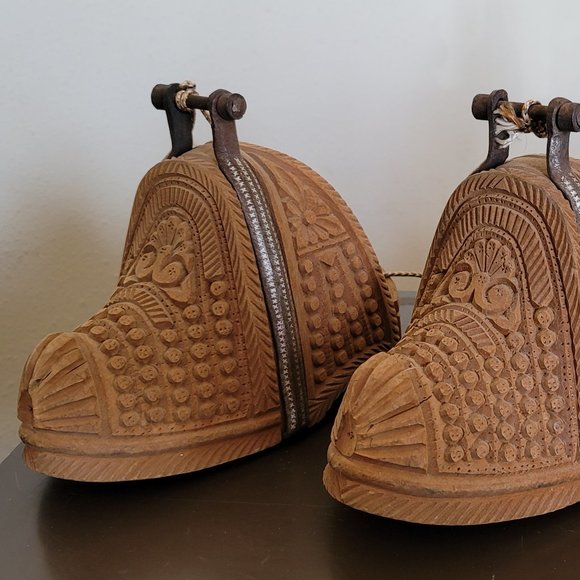 Vintage Hand Carved Ornate Wooden Western Style Saddle Stirrups Decorative Nice